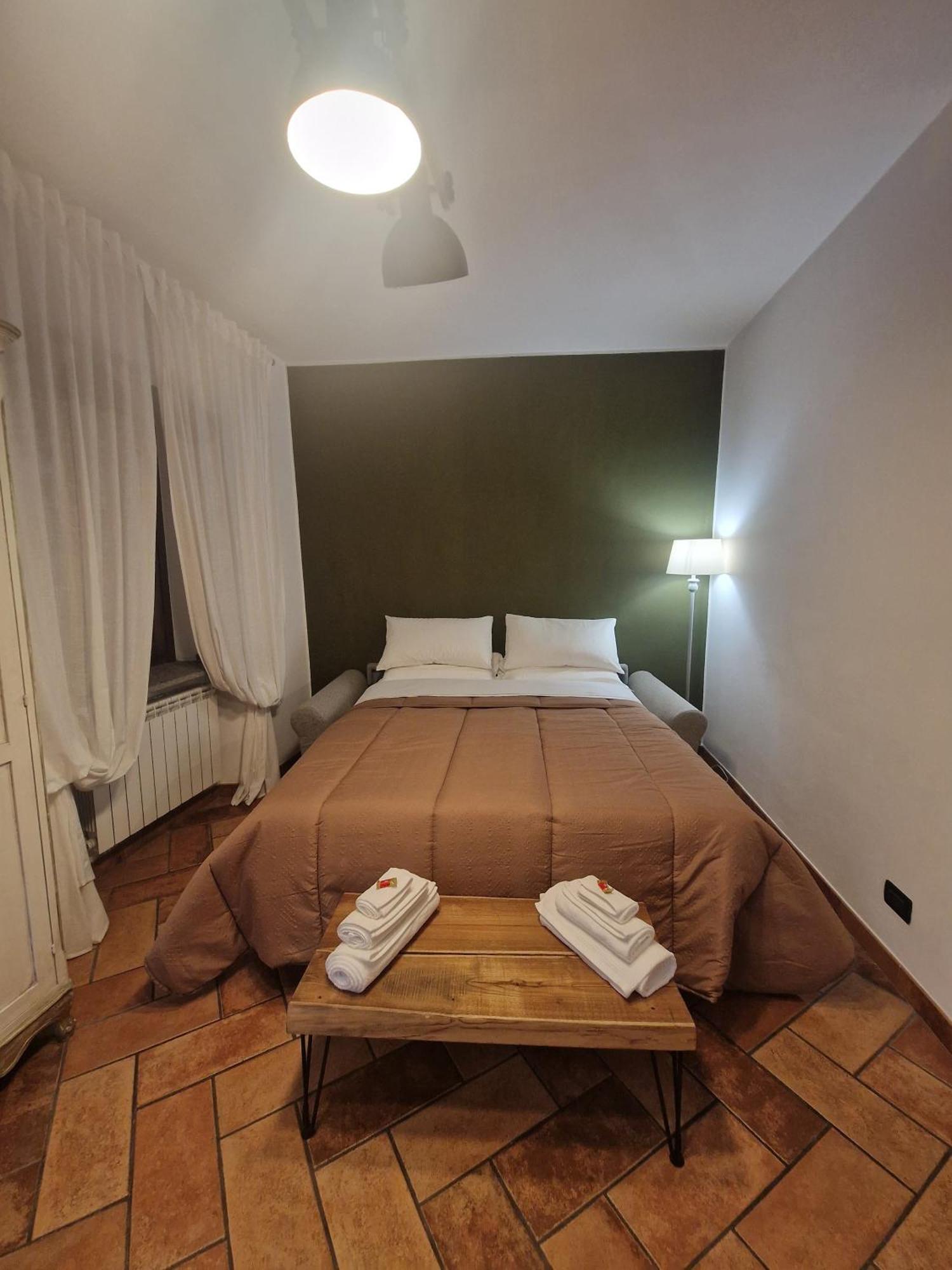 Piazza Duomo Casa Vacanze Sutri Buitenkant foto